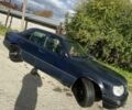 Синий Мерседес В124, объемом двигателя 2.5 л и пробегом 495 тыс. км за 1800 $, фото 1 на Automoto.ua