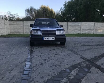 Синій Мерседес В124, об'ємом двигуна 2 л та пробігом 540 тис. км за 2000 $, фото 1 на Automoto.ua