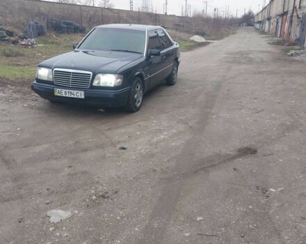 Синій Мерседес В124, об'ємом двигуна 2.2 л та пробігом 3 тис. км за 1500 $, фото 1 на Automoto.ua