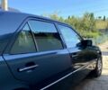 Зелений Мерседес В124, об'ємом двигуна 3 л та пробігом 505 тис. км за 2200 $, фото 5 на Automoto.ua