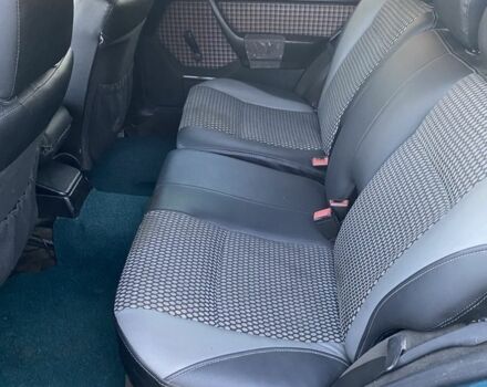 Зеленый Мерседес В124, объемом двигателя 2 л и пробегом 389 тыс. км за 2200 $, фото 7 на Automoto.ua