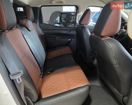 Белый Мерседес X-Class, объемом двигателя 2.3 л и пробегом 198 тыс. км за 37999 $, фото 56 на Automoto.ua