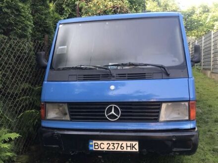 Мерседес X-Class 1994 у Львові на Automoto.ua Синій Мерседес X-Class, об'ємом двигуна 2.4 л та пробігом 299 тис. км за 2099 $, фото 1 на Automoto.ua