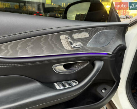 Белый Мерседес AMG GT 4-Door Coupe, объемом двигателя 3 л и пробегом 45 тыс. км за 89000 $, фото 11 на Automoto.ua