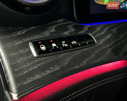 Черный Мерседес AMG GT 4-Door Coupe, объемом двигателя 3.98 л и пробегом 75 тыс. км за 105000 $, фото 14 на Automoto.ua