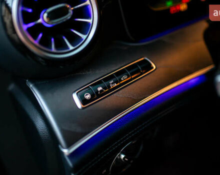 Чорний Мерседес AMG GT 4-Door Coupe, об'ємом двигуна 0 л та пробігом 57 тис. км за 93800 $, фото 31 на Automoto.ua