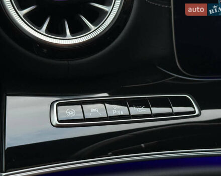 Черный Мерседес AMG GT 4-Door Coupe, объемом двигателя 3 л и пробегом 94 тыс. км за 79000 $, фото 20 на Automoto.ua