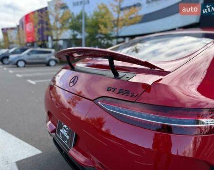 Красный Мерседес AMG GT 4-Door Coupe, объемом двигателя 3.98 л и пробегом 105 тыс. км за 94990 $, фото 9 на Automoto.ua