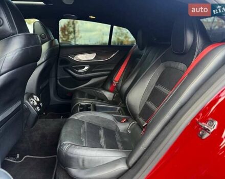 Красный Мерседес AMG GT 4-Door Coupe, объемом двигателя 3.98 л и пробегом 105 тыс. км за 94990 $, фото 12 на Automoto.ua