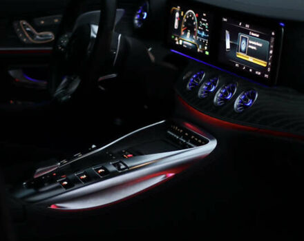 Серый Мерседес AMG GT 4-Door Coupe, объемом двигателя 3 л и пробегом 103 тыс. км за 69000 $, фото 11 на Automoto.ua