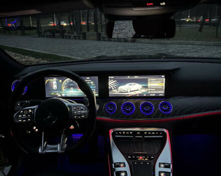 Серый Мерседес AMG GT 4-Door Coupe, объемом двигателя 3 л и пробегом 103 тыс. км за 69000 $, фото 19 на Automoto.ua