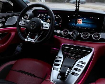 Серый Мерседес AMG GT 4-Door Coupe, объемом двигателя 3 л и пробегом 59 тыс. км за 88999 $, фото 6 на Automoto.ua
