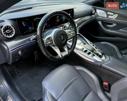 Серый Мерседес AMG GT 4-Door Coupe, объемом двигателя 3 л и пробегом 69 тыс. км за 85000 $, фото 18 на Automoto.ua