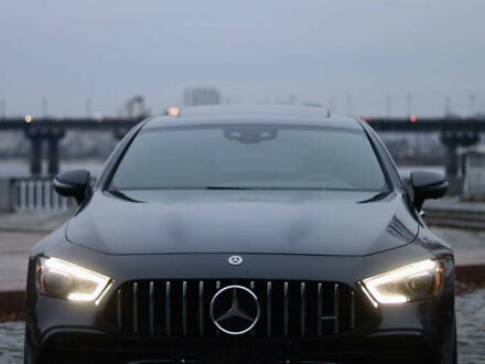Серый Мерседес AMG GT 4-Door Coupe, объемом двигателя 3 л и пробегом 103 тыс. км за 69000 $, фото 1 на Automoto.ua
