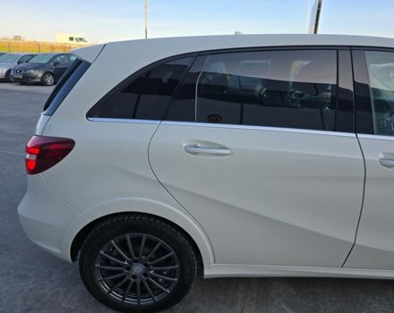 Белый Мерседес B 250e, объемом двигателя 0 л и пробегом 110 тыс. км за 13790 $, фото 8 на Automoto.ua