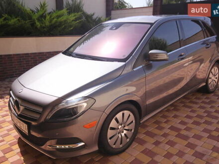 Мерседес B 250e 2014 в Одессе на Automoto.ua Серый Мерседес B 250e, объемом двигателя 0 л и пробегом 112 тыс. км за 11800 $, фото 1 на Automoto.ua