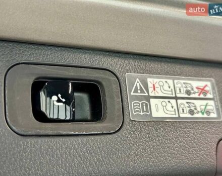 Сірий Мерседес C-class All-Terrain, об'ємом двигуна 1.99 л та пробігом 129 тис. км за 39400 $, фото 53 на Automoto.ua