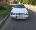 Белый Мерседес CLK-Class, объемом двигателя 3.2 л и пробегом 333 тыс. км за 5000 $, фото 1 на Automoto.ua