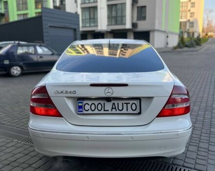 Белый Мерседес CLK-Class, объемом двигателя 2.6 л и пробегом 241 тыс. км за 5899 $, фото 5 на Automoto.ua