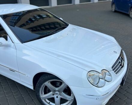 Белый Мерседес CLK-Class, объемом двигателя 2.6 л и пробегом 241 тыс. км за 5899 $, фото 8 на Automoto.ua