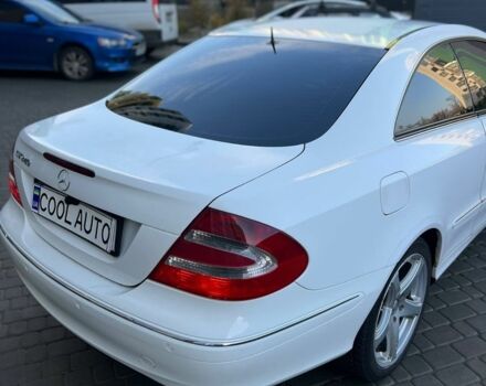 Белый Мерседес CLK-Class, объемом двигателя 2.6 л и пробегом 241 тыс. км за 5899 $, фото 11 на Automoto.ua
