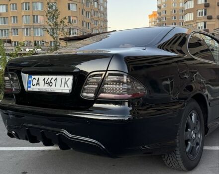 Черный Мерседес CLK-Class, объемом двигателя 3.2 л и пробегом 338 тыс. км за 8500 $, фото 5 на Automoto.ua