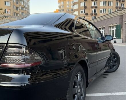Черный Мерседес CLK-Class, объемом двигателя 3.2 л и пробегом 338 тыс. км за 8500 $, фото 6 на Automoto.ua