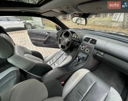Чорний Мерседес CLK-Class, об'ємом двигуна 2.3 л та пробігом 300 тис. км за 2550 $, фото 2 на Automoto.ua