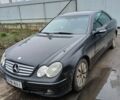 Черный Мерседес CLK-Class, объемом двигателя 0 л и пробегом 325 тыс. км за 2959 $, фото 1 на Automoto.ua