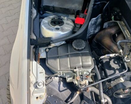 Серый Мерседес CLK-Class, объемом двигателя 1.8 л и пробегом 200 тыс. км за 7000 $, фото 4 на Automoto.ua