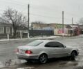 Серый Мерседес CLK-Class, объемом двигателя 2 л и пробегом 280 тыс. км за 2000 $, фото 2 на Automoto.ua
