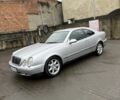 Серый Мерседес CLK-Class, объемом двигателя 2 л и пробегом 350 тыс. км за 2650 $, фото 1 на Automoto.ua