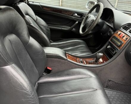 Серый Мерседес CLK-Class, объемом двигателя 2 л и пробегом 350 тыс. км за 2650 $, фото 14 на Automoto.ua