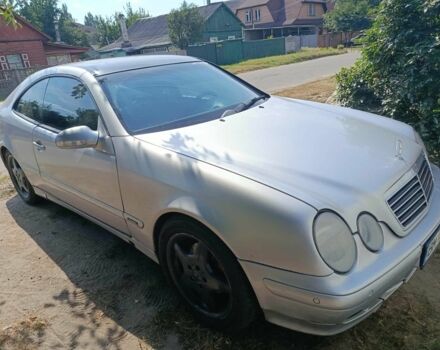 Серый Мерседес CLK-Class, объемом двигателя 2.3 л и пробегом 290 тыс. км за 2800 $, фото 3 на Automoto.ua