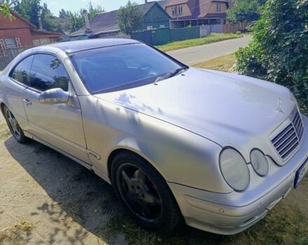Серый Мерседес CLK-Class, объемом двигателя 2.3 л и пробегом 465 тыс. км за 3200 $, фото 1 на Automoto.ua
