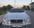 Серый Мерседес CLK-Class, объемом двигателя 2 л и пробегом 297 тыс. км за 4100 $, фото 3 на Automoto.ua