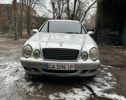 Сірий Мерседес CLK-Class, об'ємом двигуна 2 л та пробігом 330 тис. км за 4500 $, фото 4 на Automoto.ua