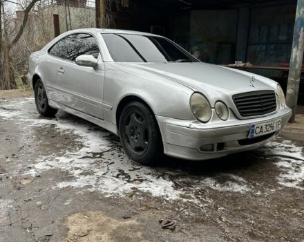Сірий Мерседес CLK-Class, об'ємом двигуна 2 л та пробігом 330 тис. км за 4500 $, фото 11 на Automoto.ua