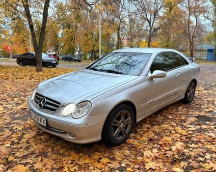 Серый Мерседес CLK-Class, объемом двигателя 3.2 л и пробегом 294 тыс. км за 7800 $, фото 6 на Automoto.ua
