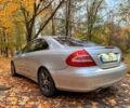 Серый Мерседес CLK-Class, объемом двигателя 3.2 л и пробегом 294 тыс. км за 7800 $, фото 12 на Automoto.ua