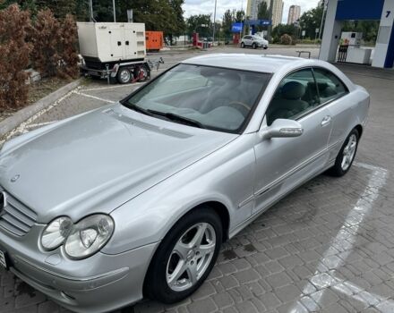 Сірий Мерседес CLK-Class, об'ємом двигуна 1.8 л та пробігом 245 тис. км за 6300 $, фото 1 на Automoto.ua
