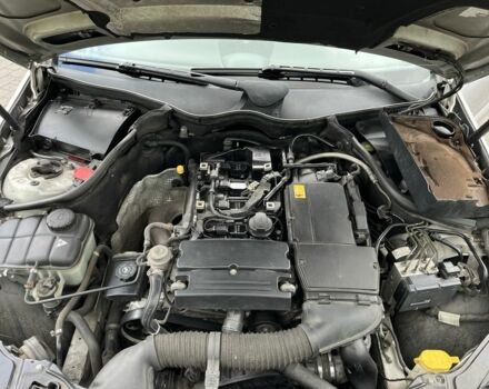 Сірий Мерседес CLK-Class, об'ємом двигуна 1.8 л та пробігом 245 тис. км за 6300 $, фото 11 на Automoto.ua