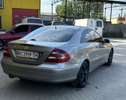 Серый Мерседес CLK-Class, объемом двигателя 2.7 л и пробегом 280 тыс. км за 7999 $, фото 1 на Automoto.ua