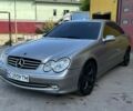 Серый Мерседес CLK-Class, объемом двигателя 2.7 л и пробегом 280 тыс. км за 7999 $, фото 2 на Automoto.ua
