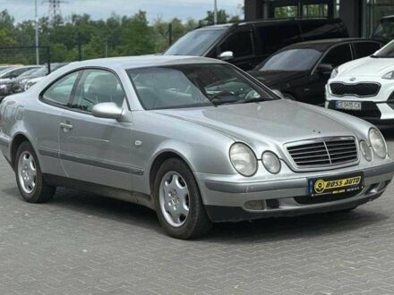 Мерседес CLK-Class 1999 в Черновцах на Automoto.ua Серый Мерседес CLK-Class, объемом двигателя 2 л и пробегом 330 тыс. км за 4800 $, фото 1 на Automoto.ua