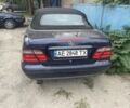 Синий Мерседес CLK-Class, объемом двигателя 2 л и пробегом 220 тыс. км за 3500 $, фото 1 на Automoto.ua