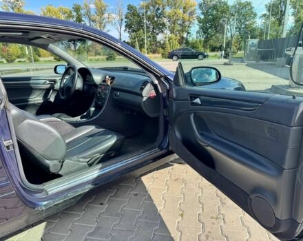 Синий Мерседес CLK-Class, объемом двигателя 2.3 л и пробегом 260 тыс. км за 4500 $, фото 8 на Automoto.ua