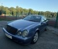 Синий Мерседес CLK-Class, объемом двигателя 2 л и пробегом 380 тыс. км за 3500 $, фото 1 на Automoto.ua