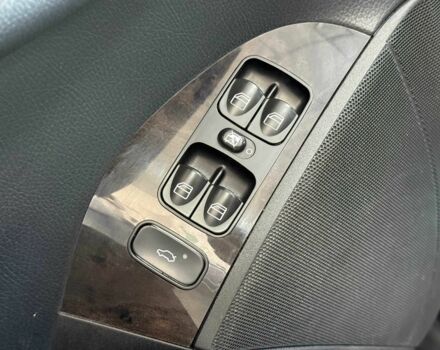 Синий Мерседес CLK-Class, объемом двигателя 3 л и пробегом 145 тыс. км за 9290 $, фото 13 на Automoto.ua