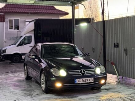 Синий Мерседес CLK-Class, объемом двигателя 2.6 л и пробегом 376 тыс. км за 7999 $, фото 1 на Automoto.ua